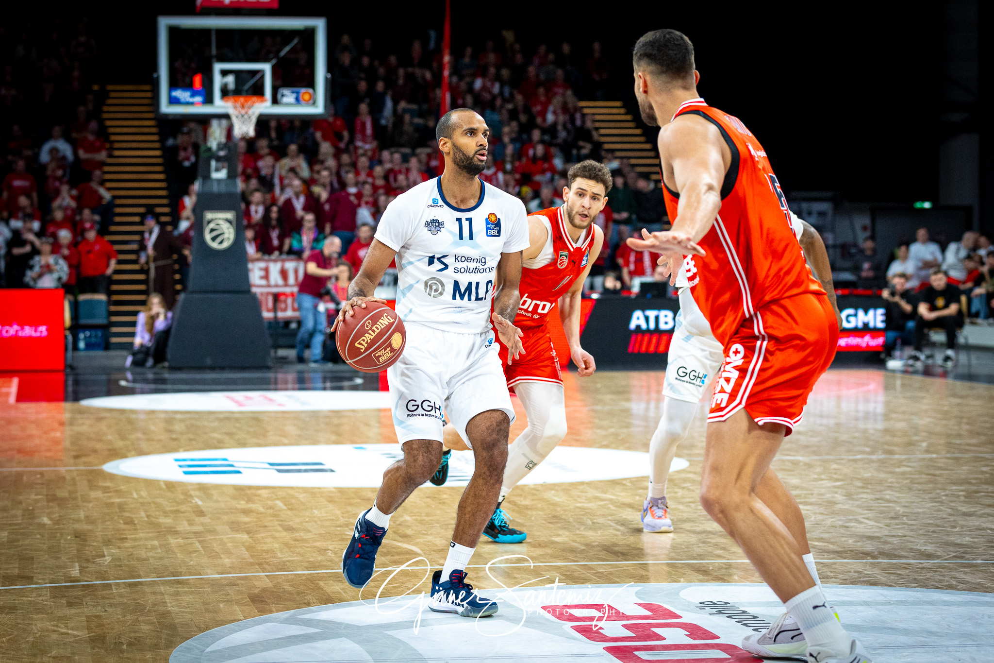 Bamberg Baskets vs. MLP Academics Heidelberg - Basketball - easy
