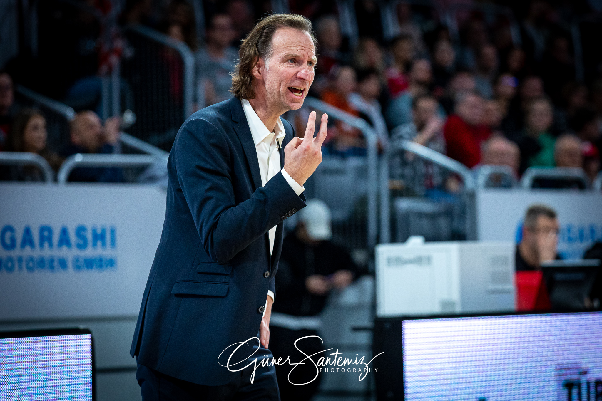 Bamberg Baskets vs. MLP Academics Heidelberg - Basketball - easy