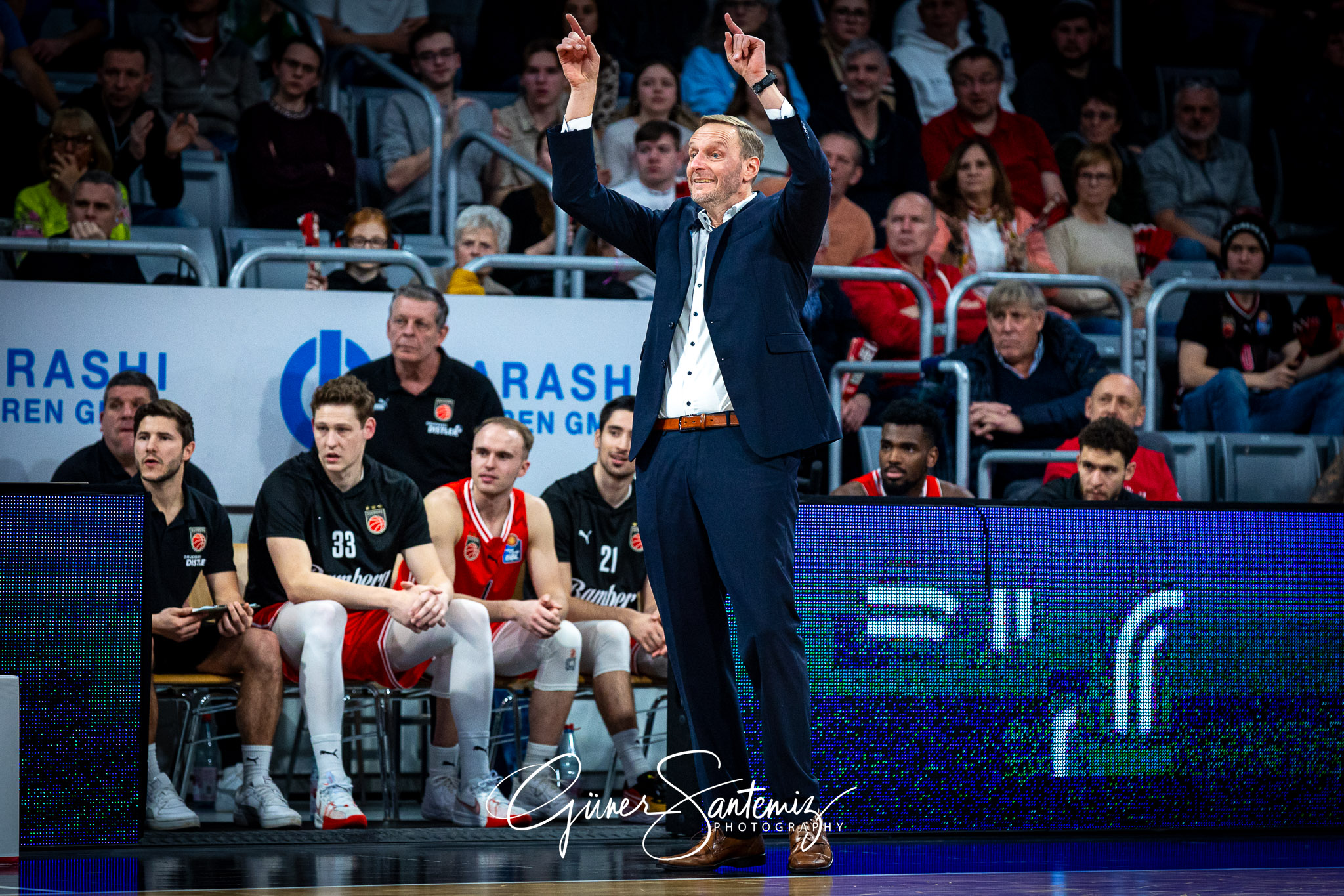 Bamberg Baskets vs. MLP Academics Heidelberg - Basketball - easy