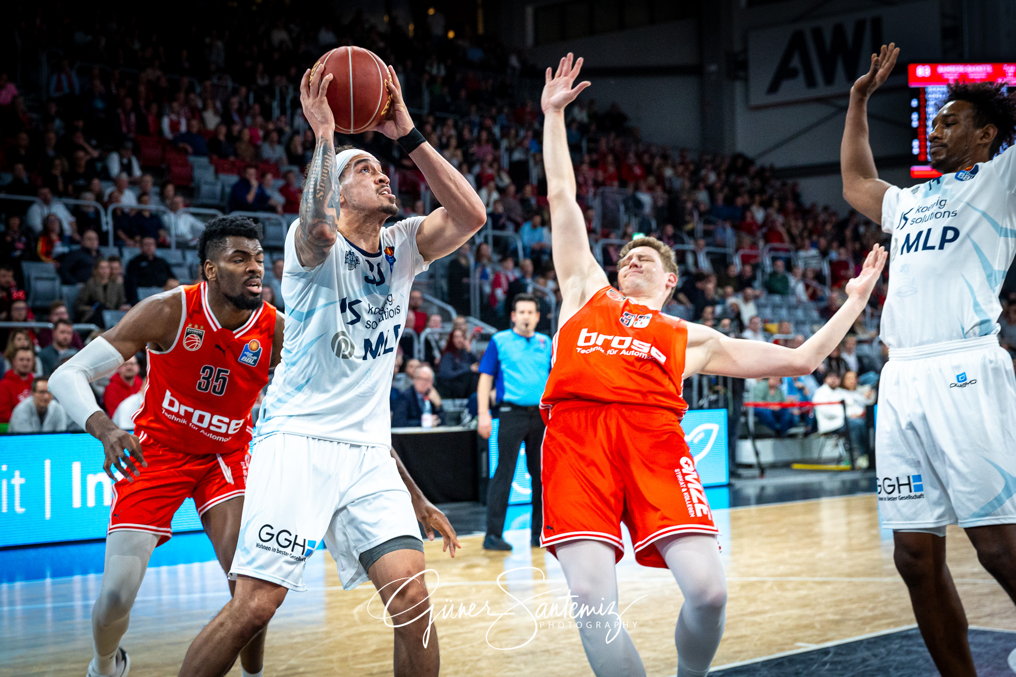 Bamberg Baskets vs. MLP Academics Heidelberg - Basketball - easy