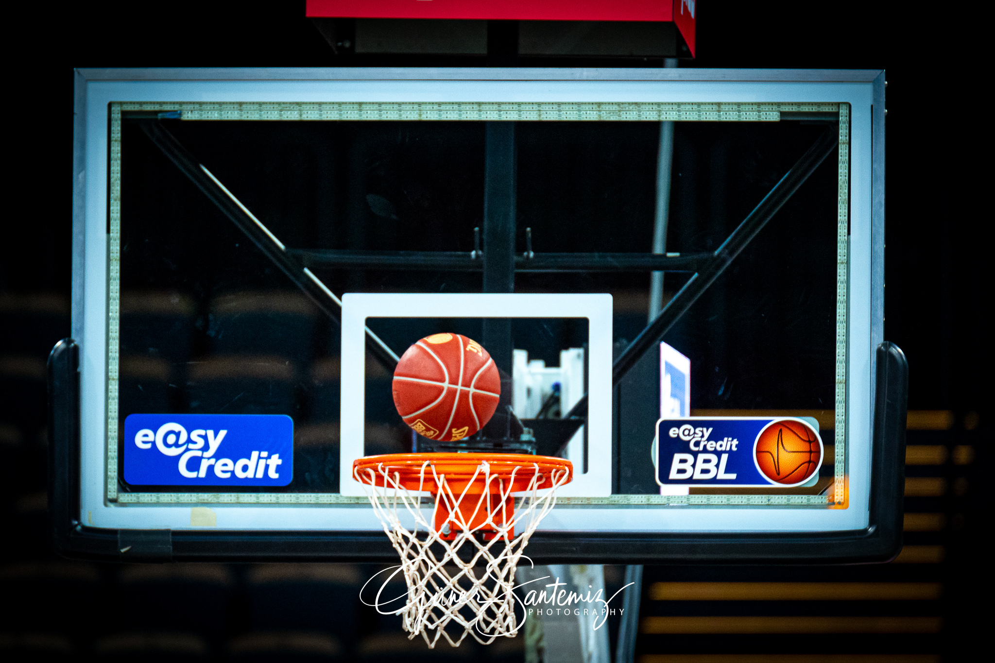 Bamberg Baskets vs. Veolia Hamburg Towers - Basketball - easyCre