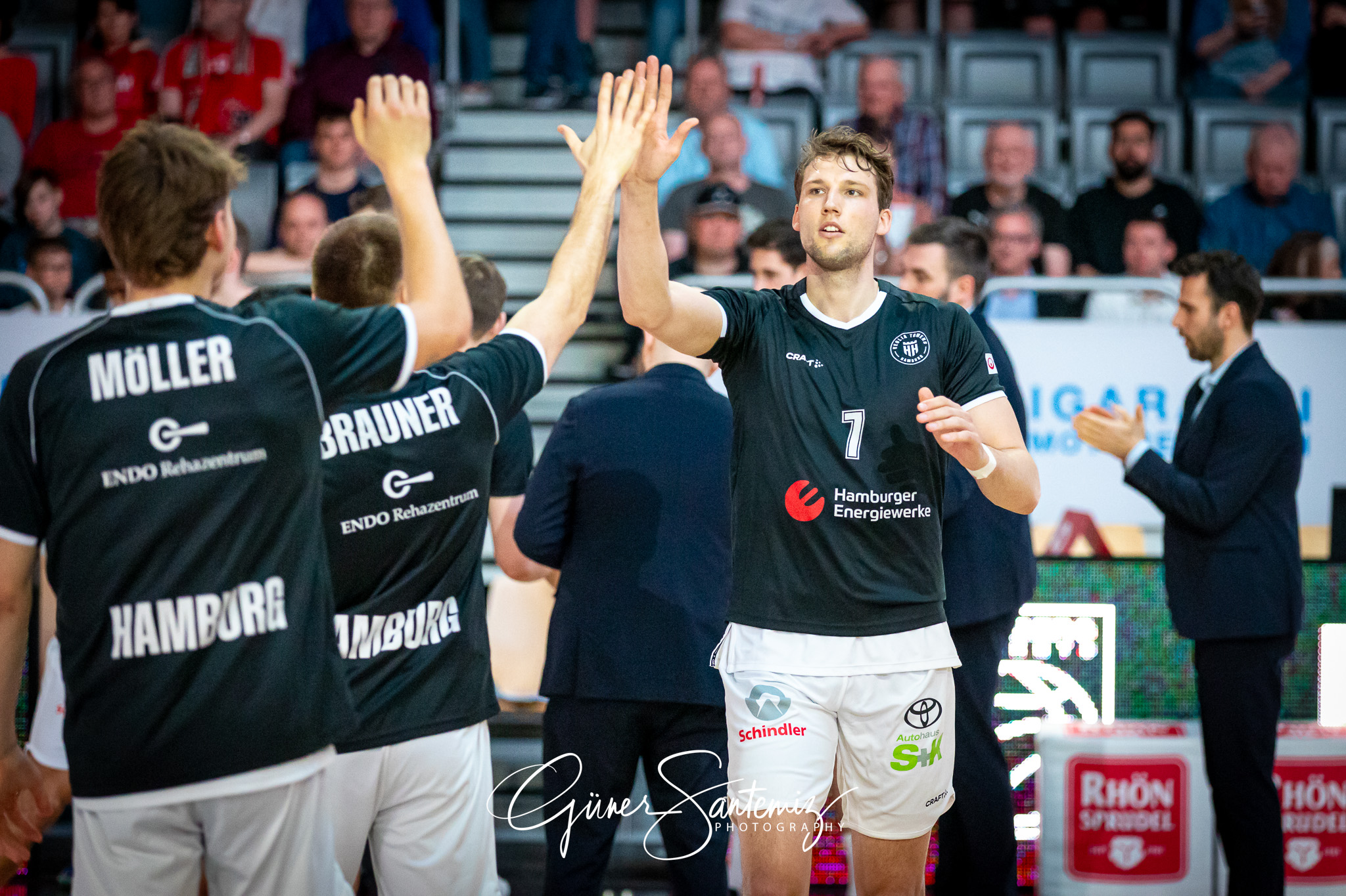 Bamberg Baskets vs. Veolia Hamburg Towers - Basketball - easyCre