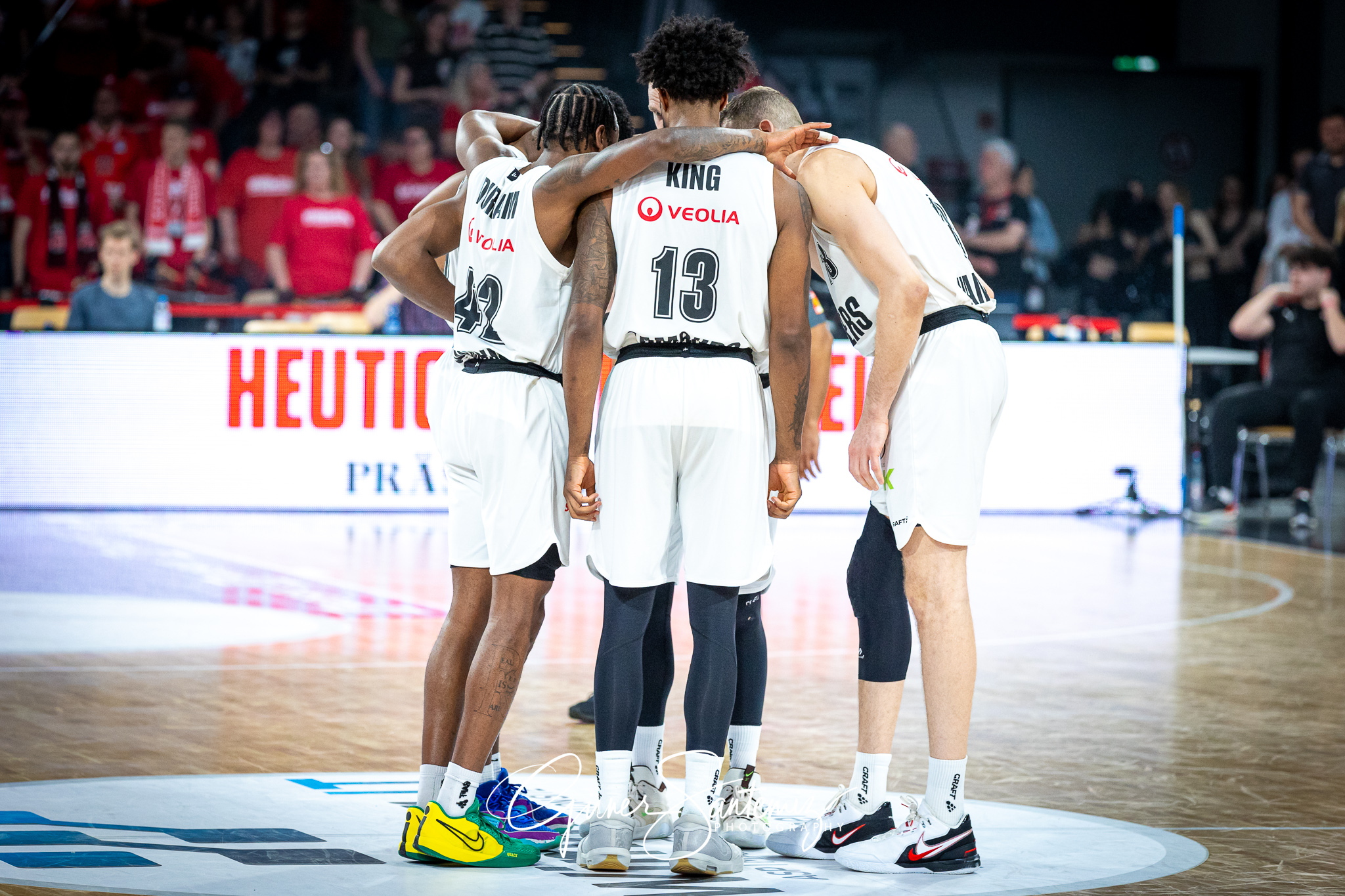 Bamberg Baskets vs. Veolia Hamburg Towers - Basketball - easyCre