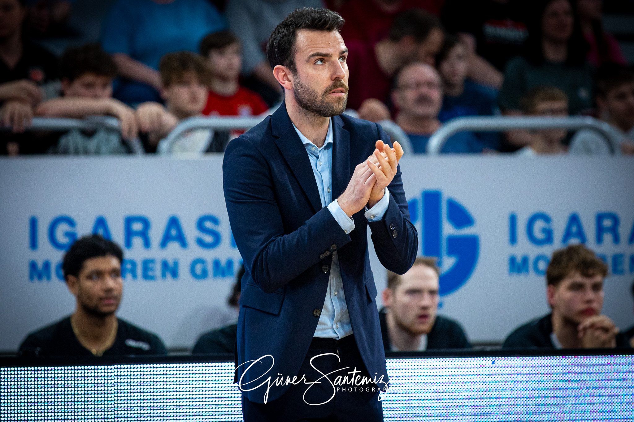 Bamberg Baskets vs. Veolia Hamburg Towers - Basketball - easyCre