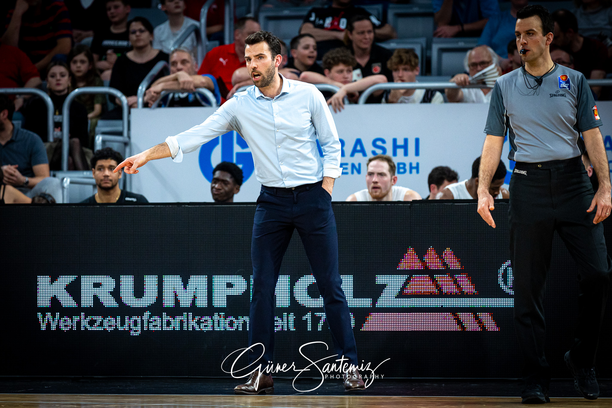 Bamberg Baskets vs. Veolia Hamburg Towers - Basketball - easyCre