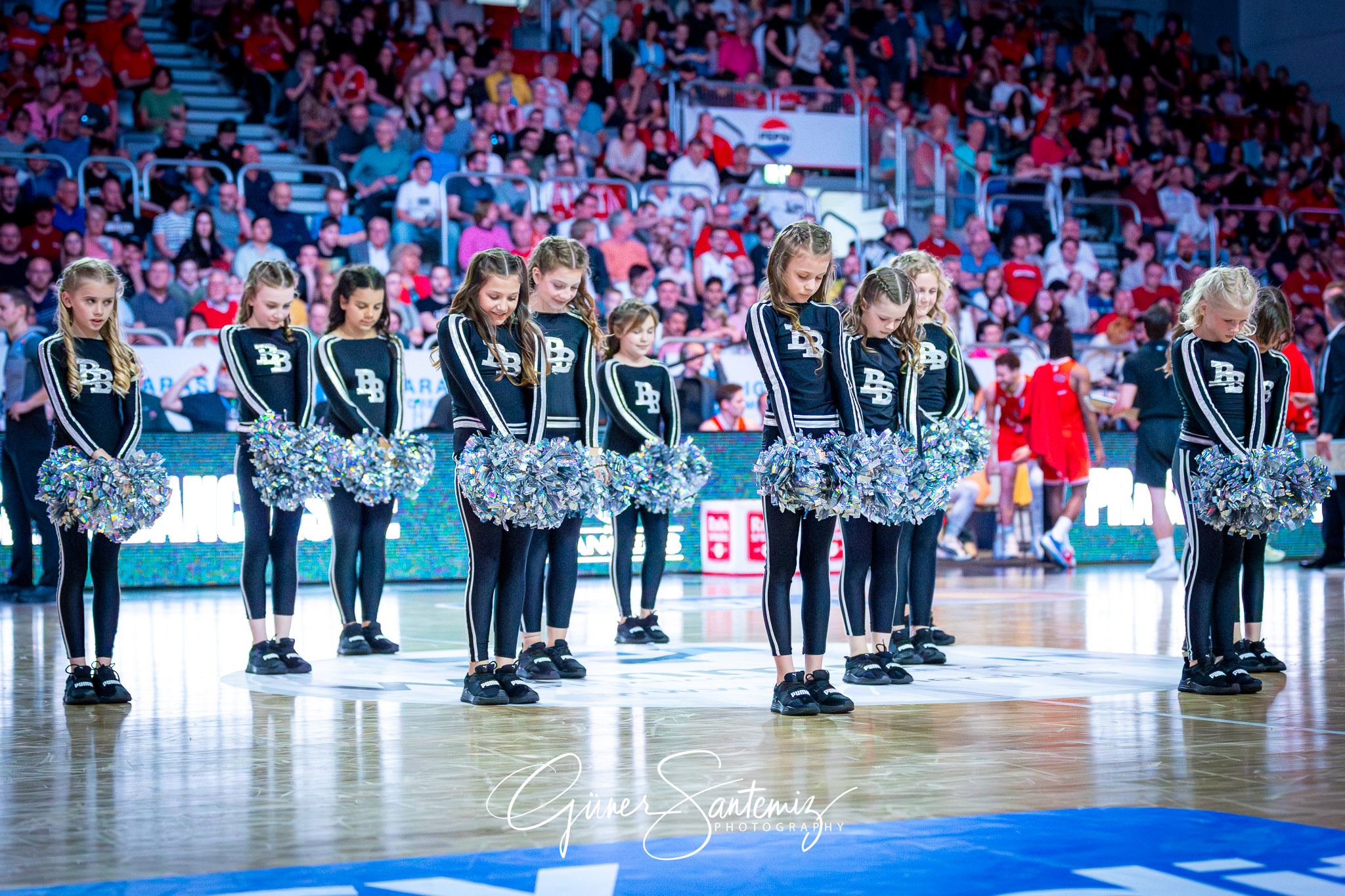 Bamberg Baskets vs. Veolia Hamburg Towers - Basketball - easyCre