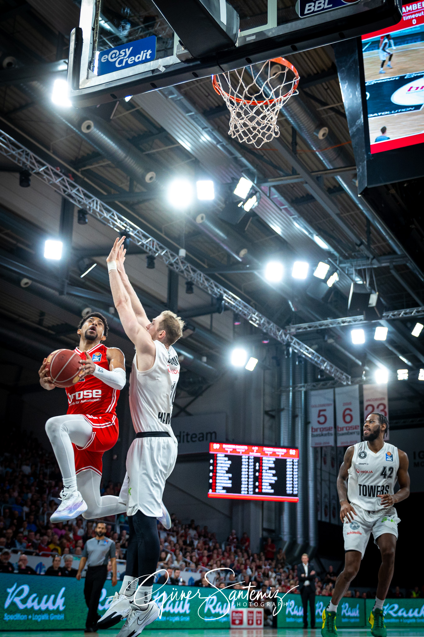 Bamberg Baskets vs. Veolia Hamburg Towers - Basketball - easyCre