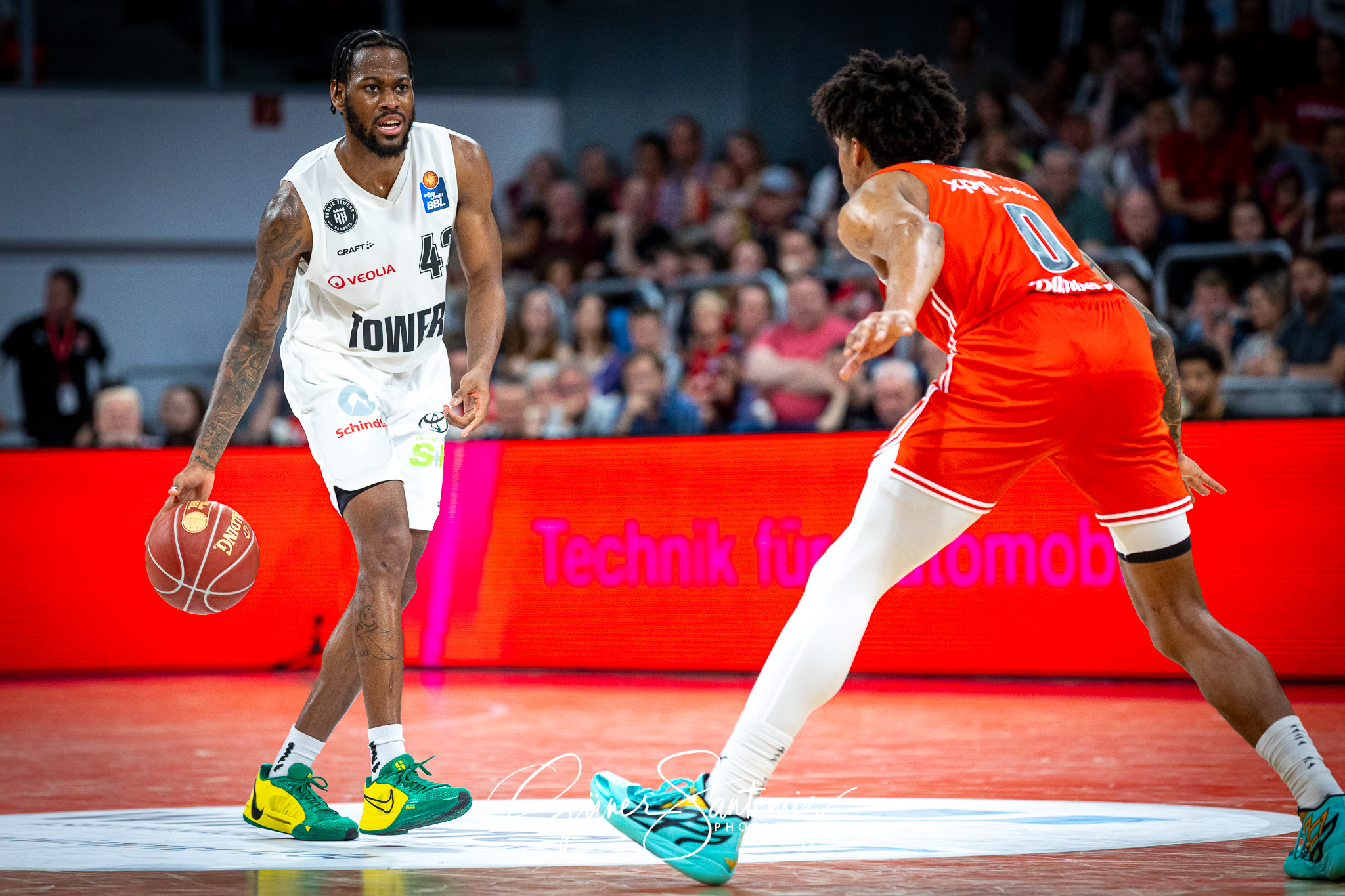 Bamberg Baskets vs. Veolia Hamburg Towers - Basketball - easyCre