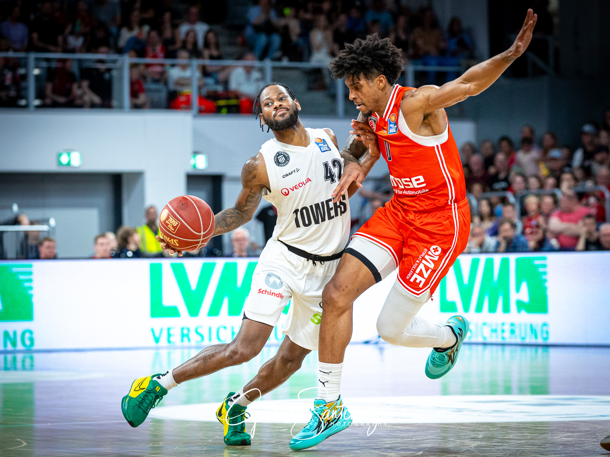 Bamberg Baskets vs. Veolia Hamburg Towers - Basketball - easyCre