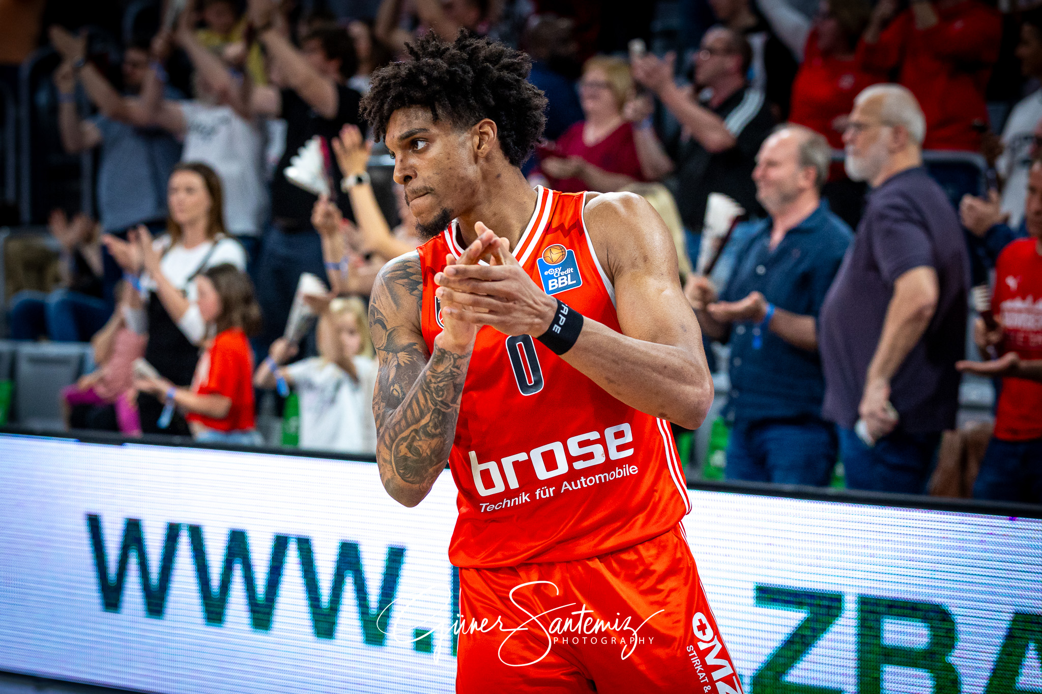 Bamberg Baskets vs. Veolia Hamburg Towers - Basketball - easyCre