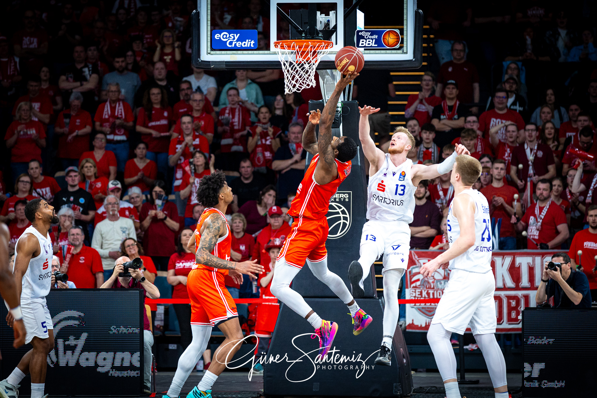 Bamberg Baskets vs. BG Goettingen - Basketball - easyCredit BBL