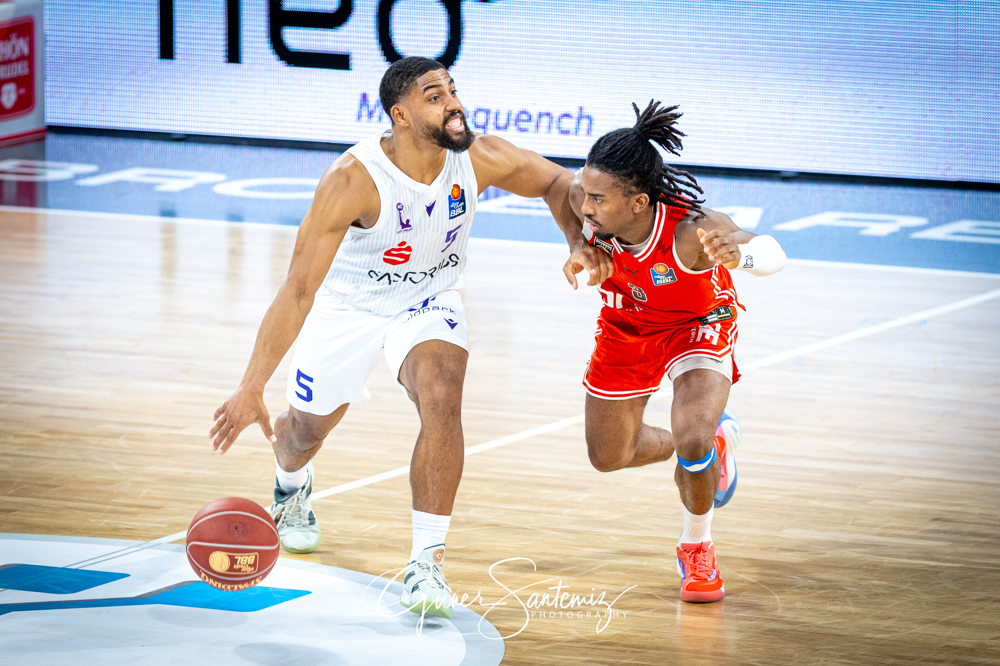 Bamberg Baskets vs. BG Goettingen - Basketball - easyCredit BBL