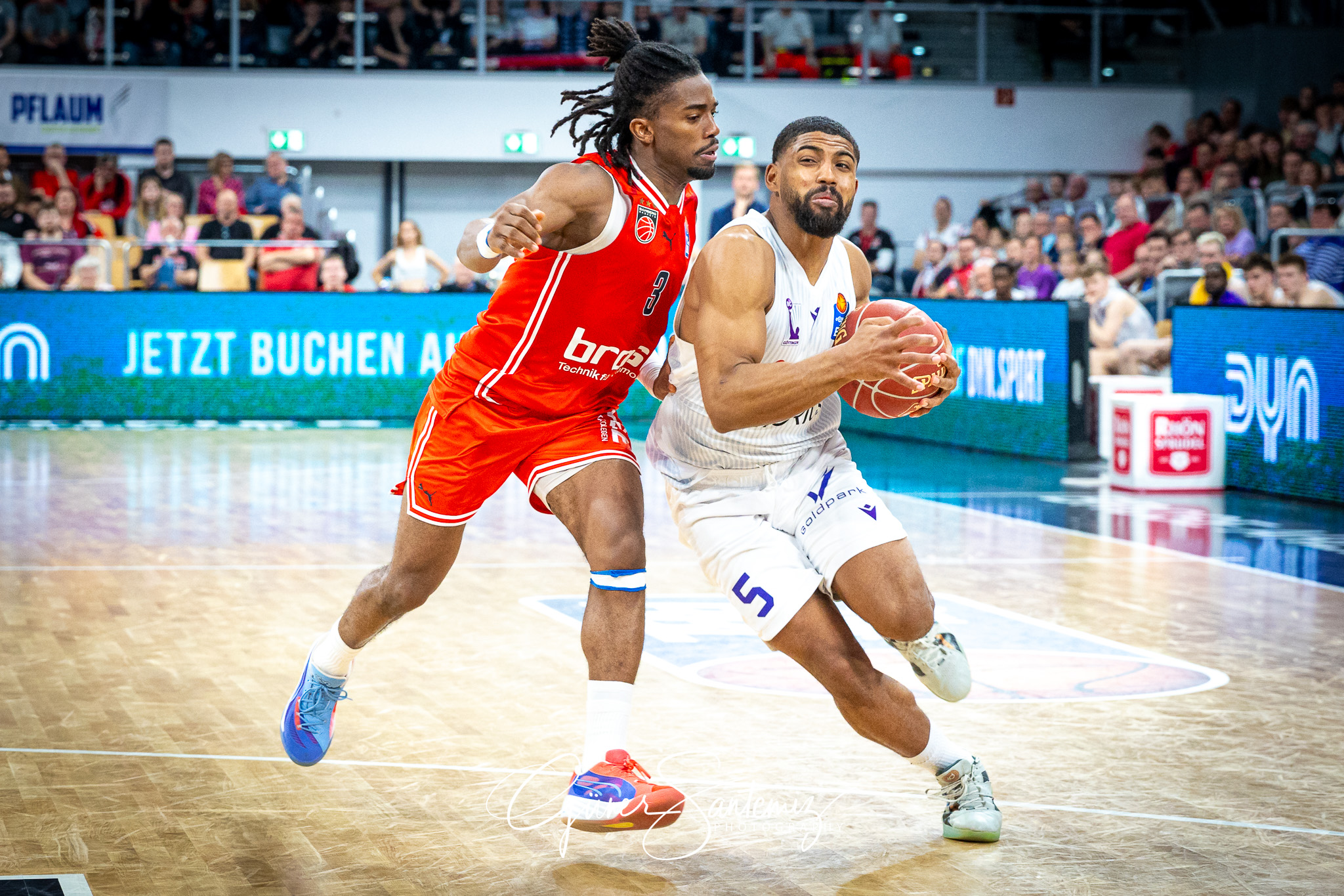 Bamberg Baskets vs. BG Goettingen - Basketball - easyCredit BBL