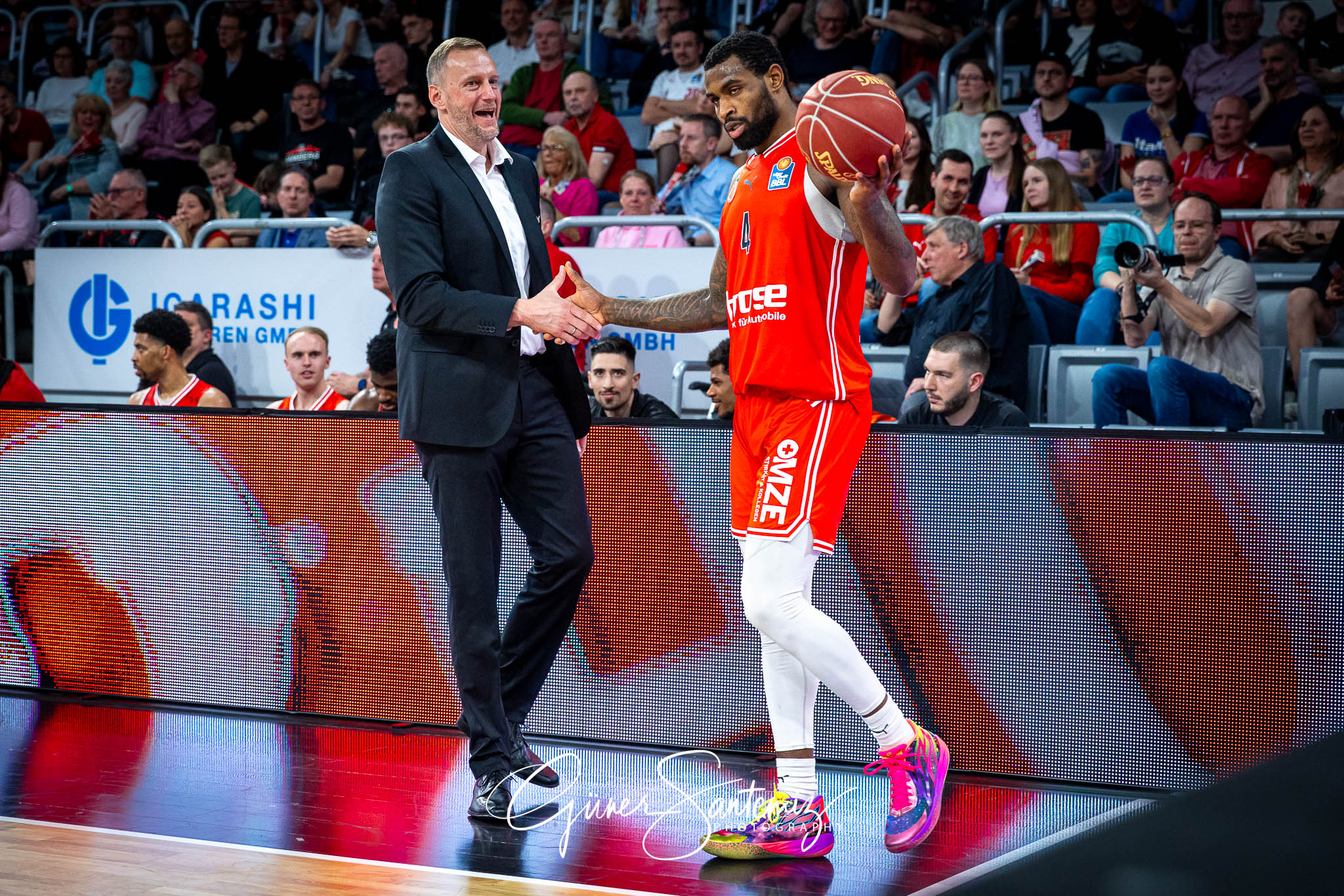Bamberg Baskets vs. BG Goettingen - Basketball - easyCredit BBL