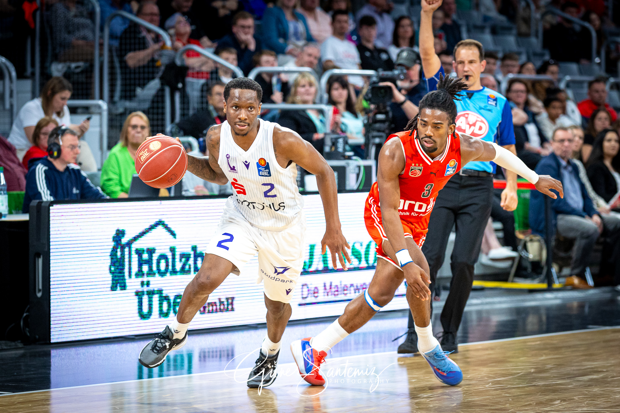 Bamberg Baskets vs. BG Goettingen - Basketball - easyCredit BBL