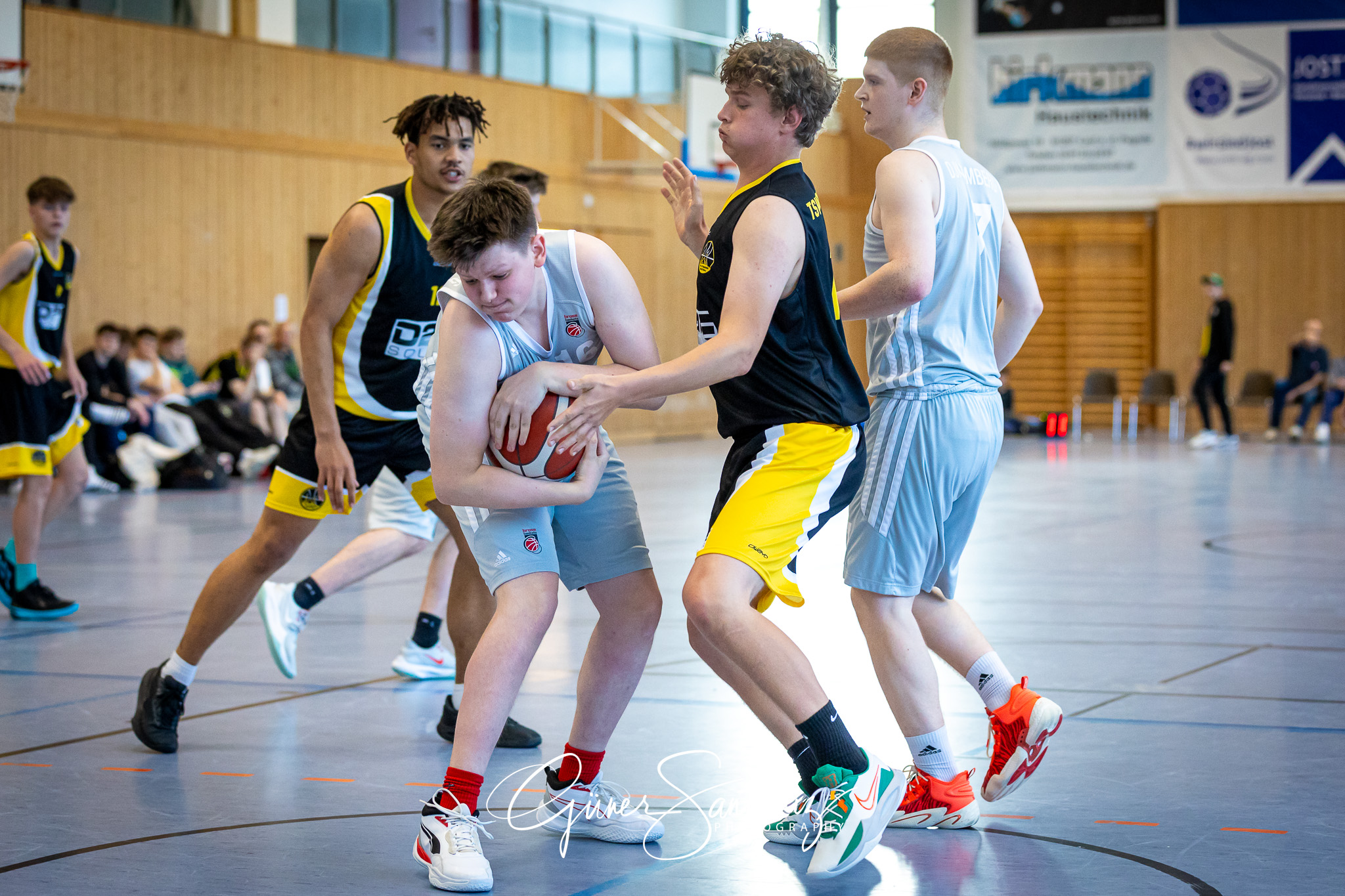 Bayerische Meisterschaften U20m - Basketball - Bayerische Meiste