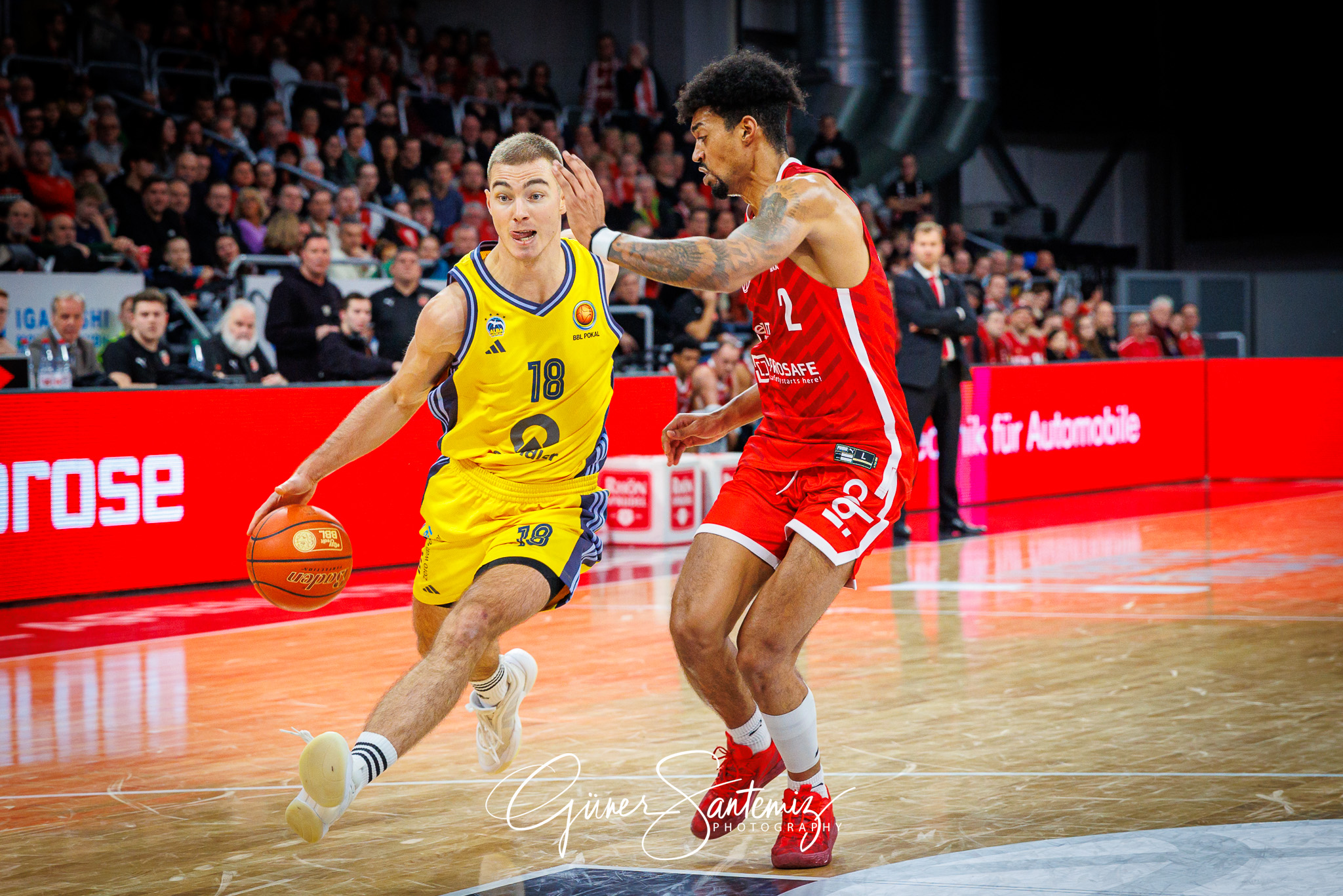 Bamberg Baskets vs. ALBA Berlin - Basketball - BBL Pokal - Viert