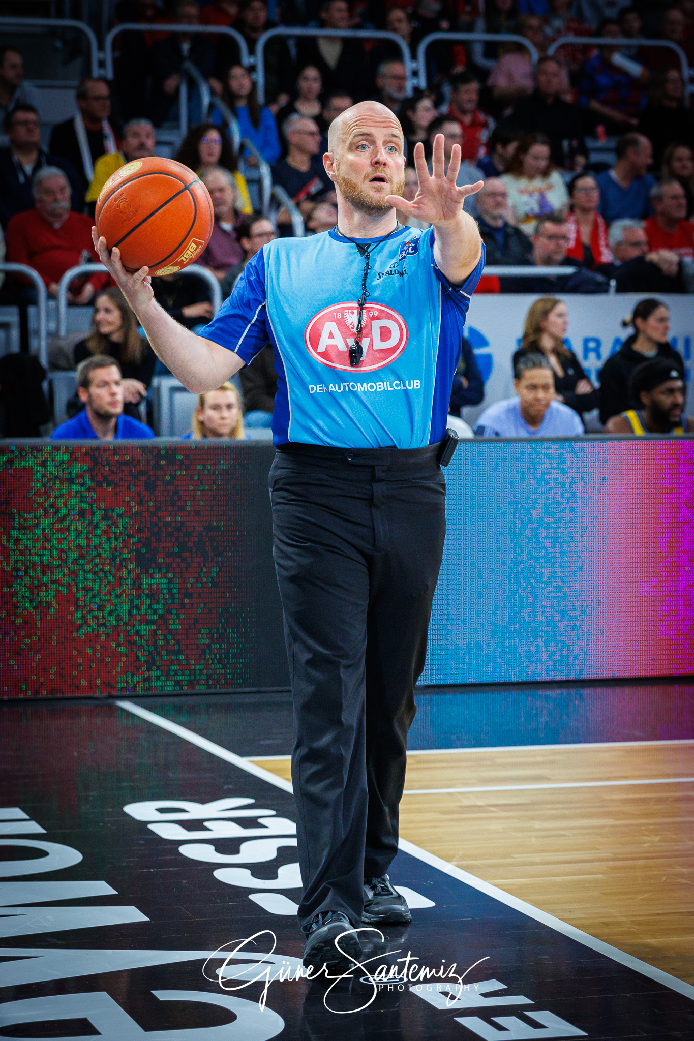 Bamberg Baskets vs. ALBA Berlin - Basketball - BBL Pokal - Viert