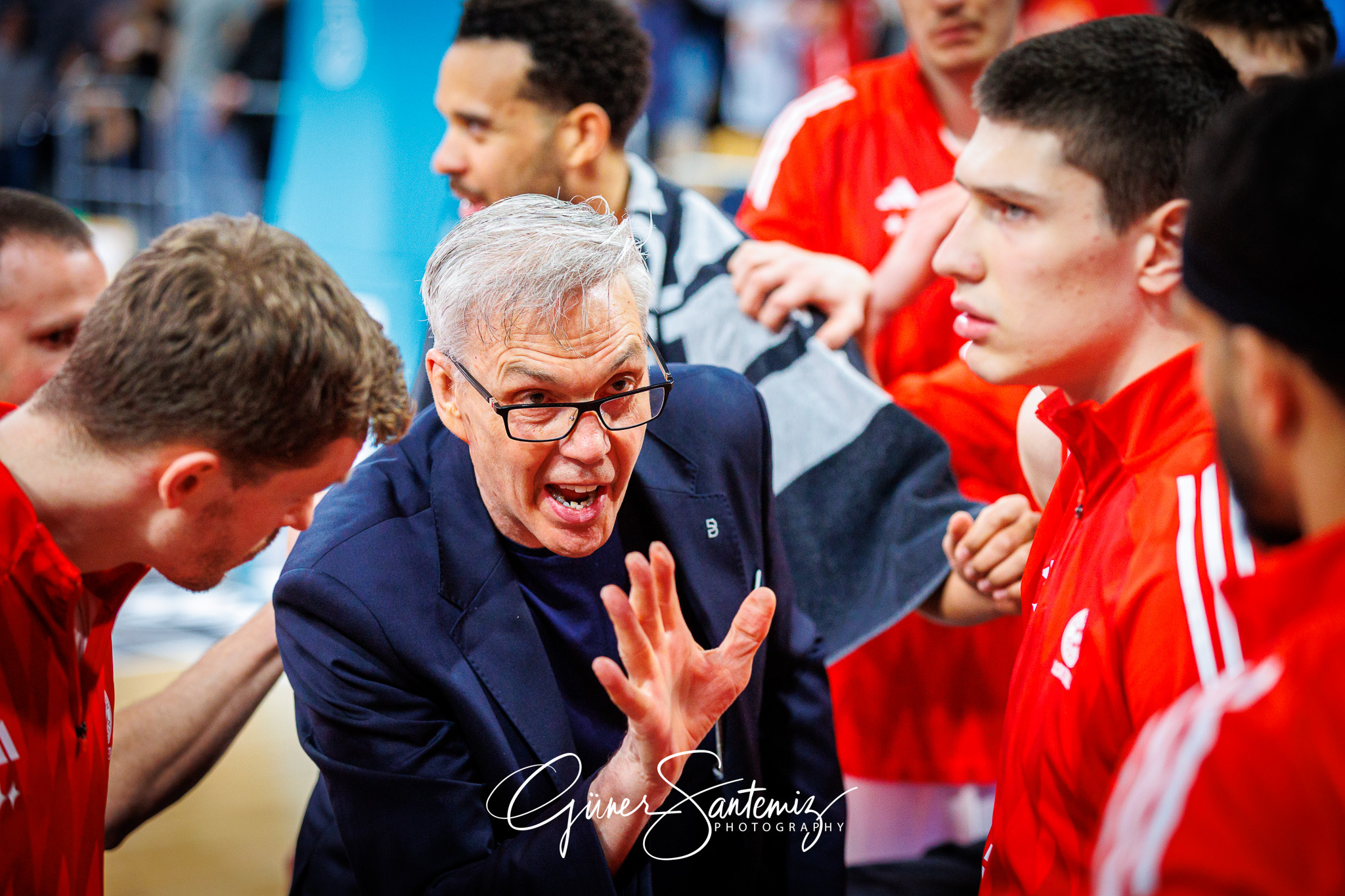 Bamberg Baskets vs. FC Bayern Muenchen Basketball - Basketball -