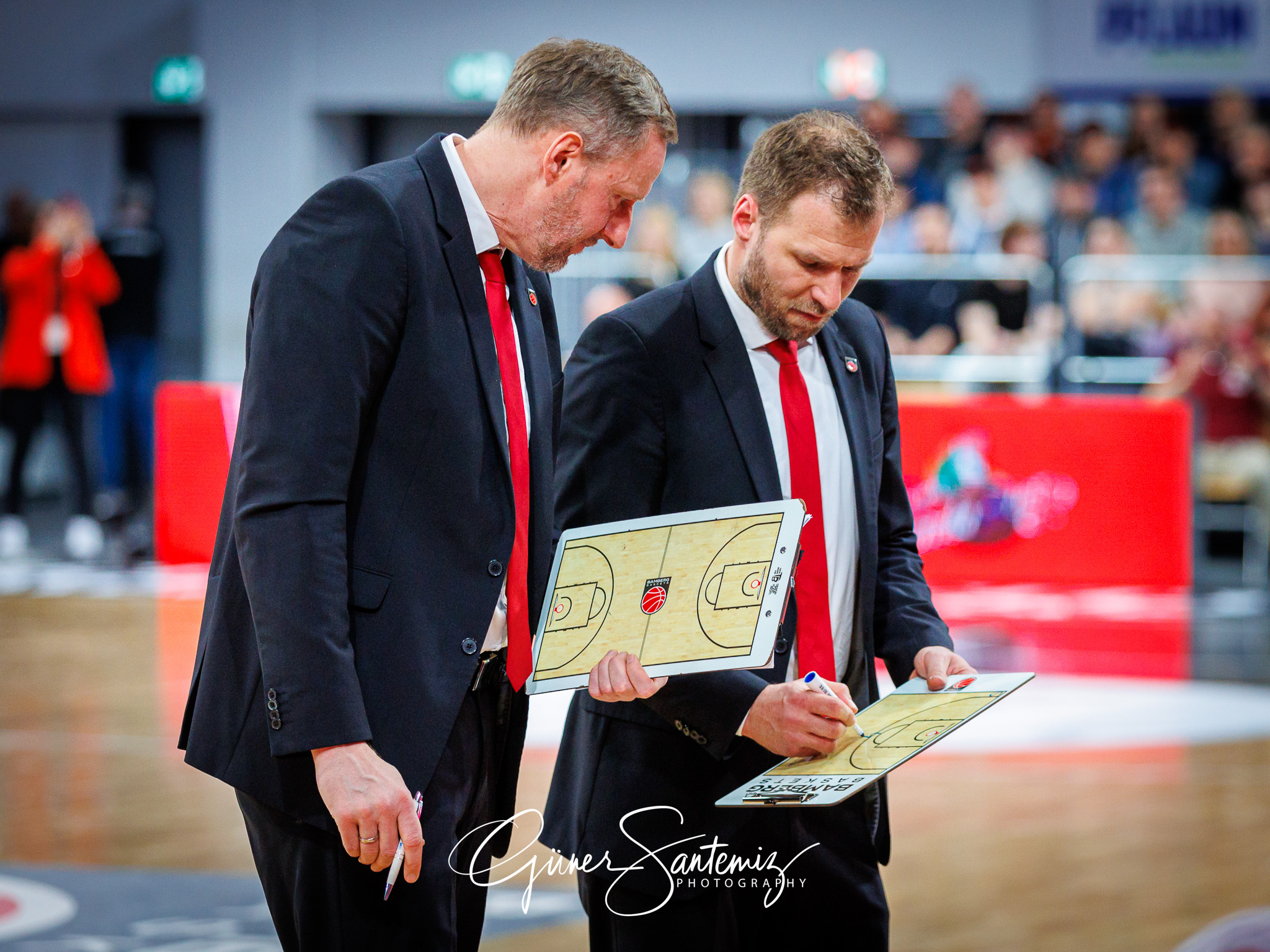 Bamberg Baskets vs. FC Bayern Muenchen Basketball - Basketball -