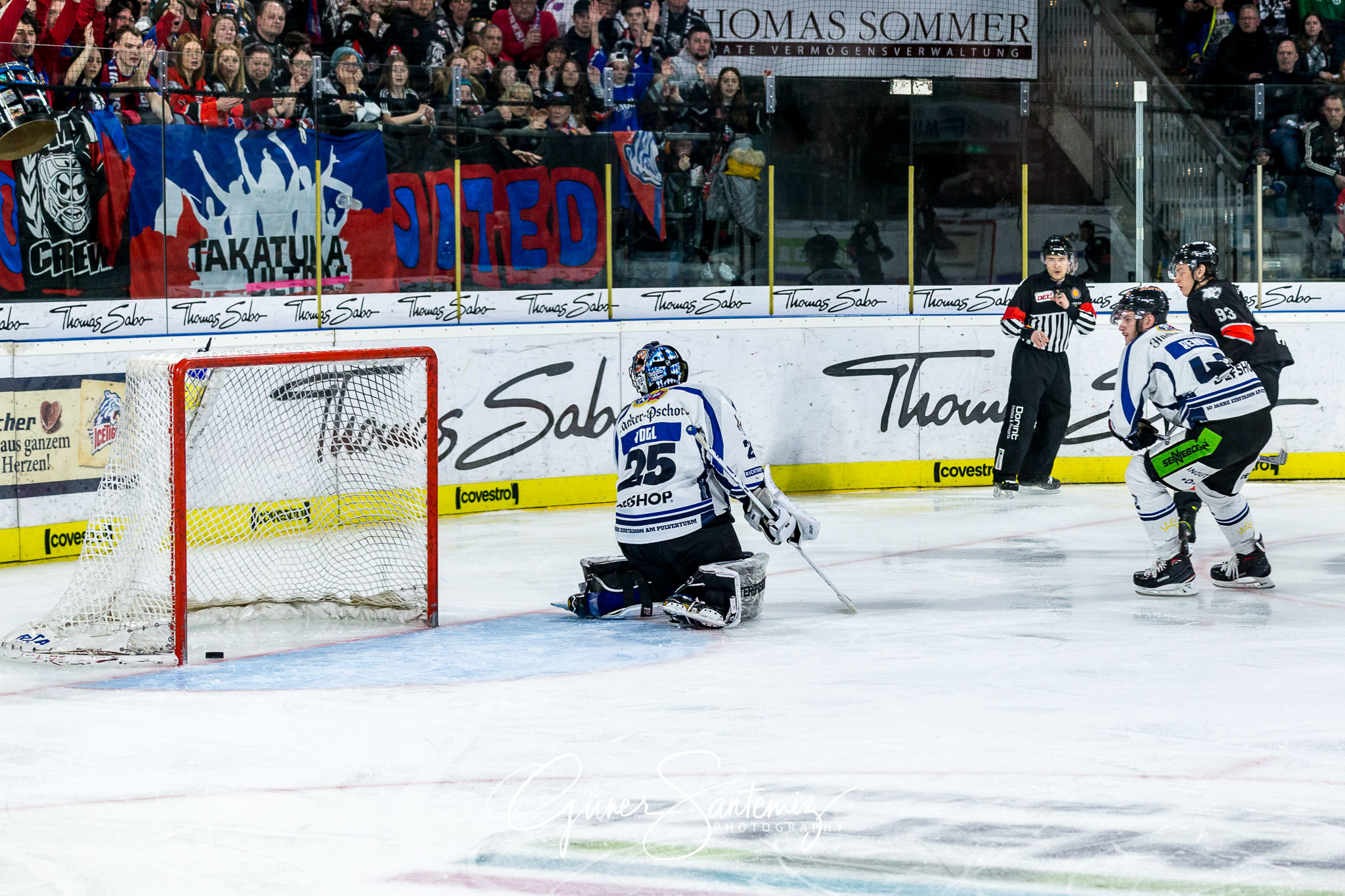 Nuernberg Ice Tigers - Straubing Tigers