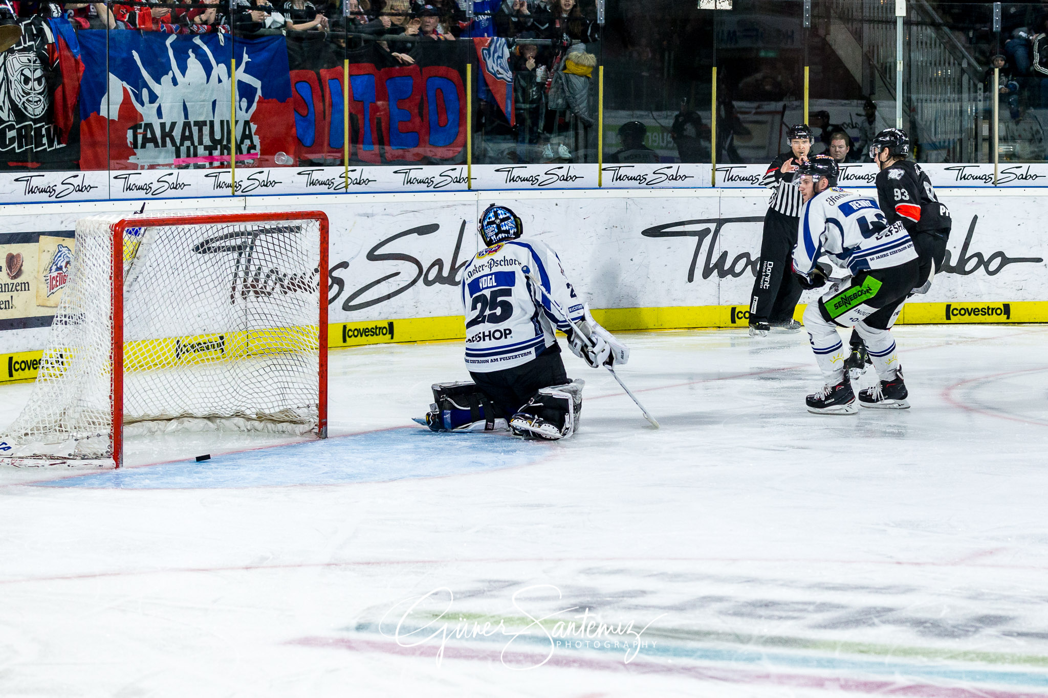 Nuernberg Ice Tigers - Straubing Tigers