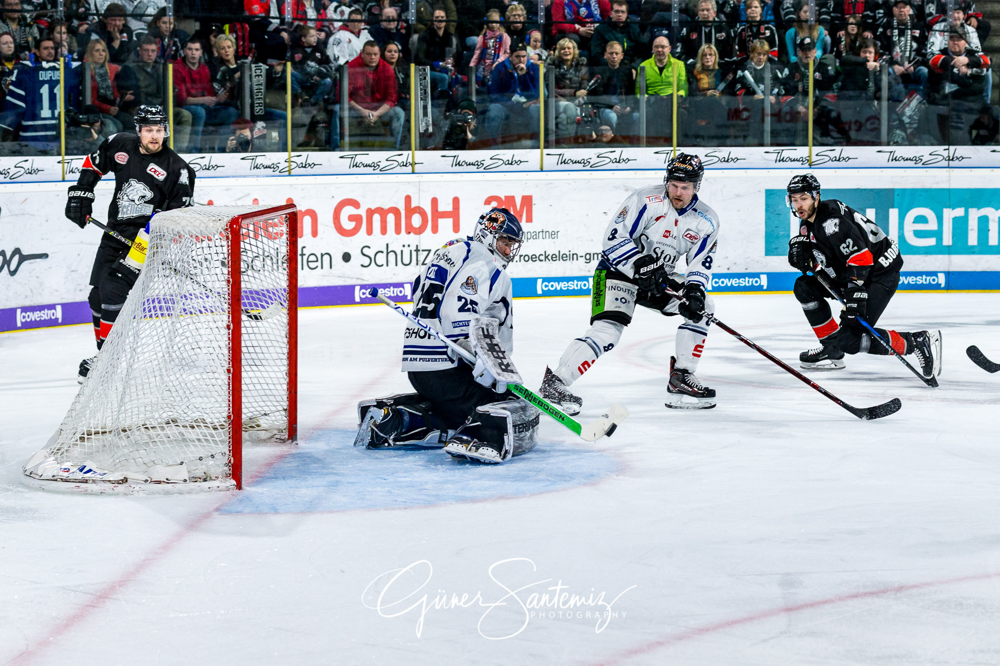Nuernberg Ice Tigers - Straubing Tigers