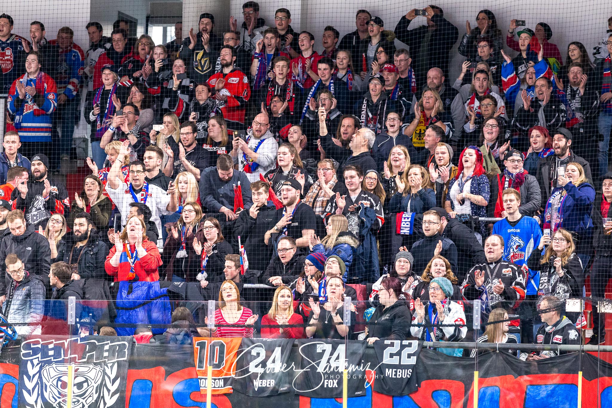 Nuernberg Ice Tigers - Straubing Tigers