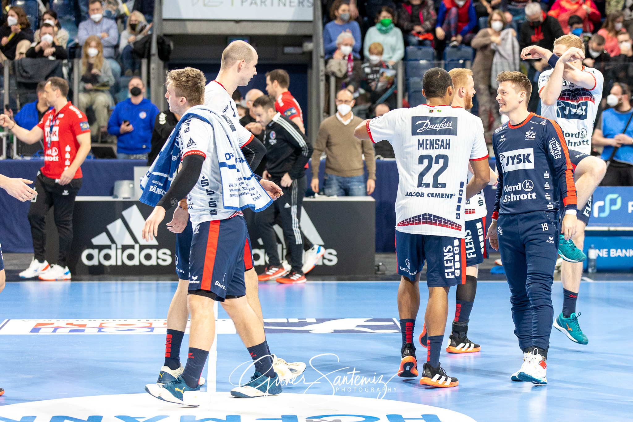 HC Erlangen vs. SG Flensburg-Handewitt - Handball - Bundesliga -