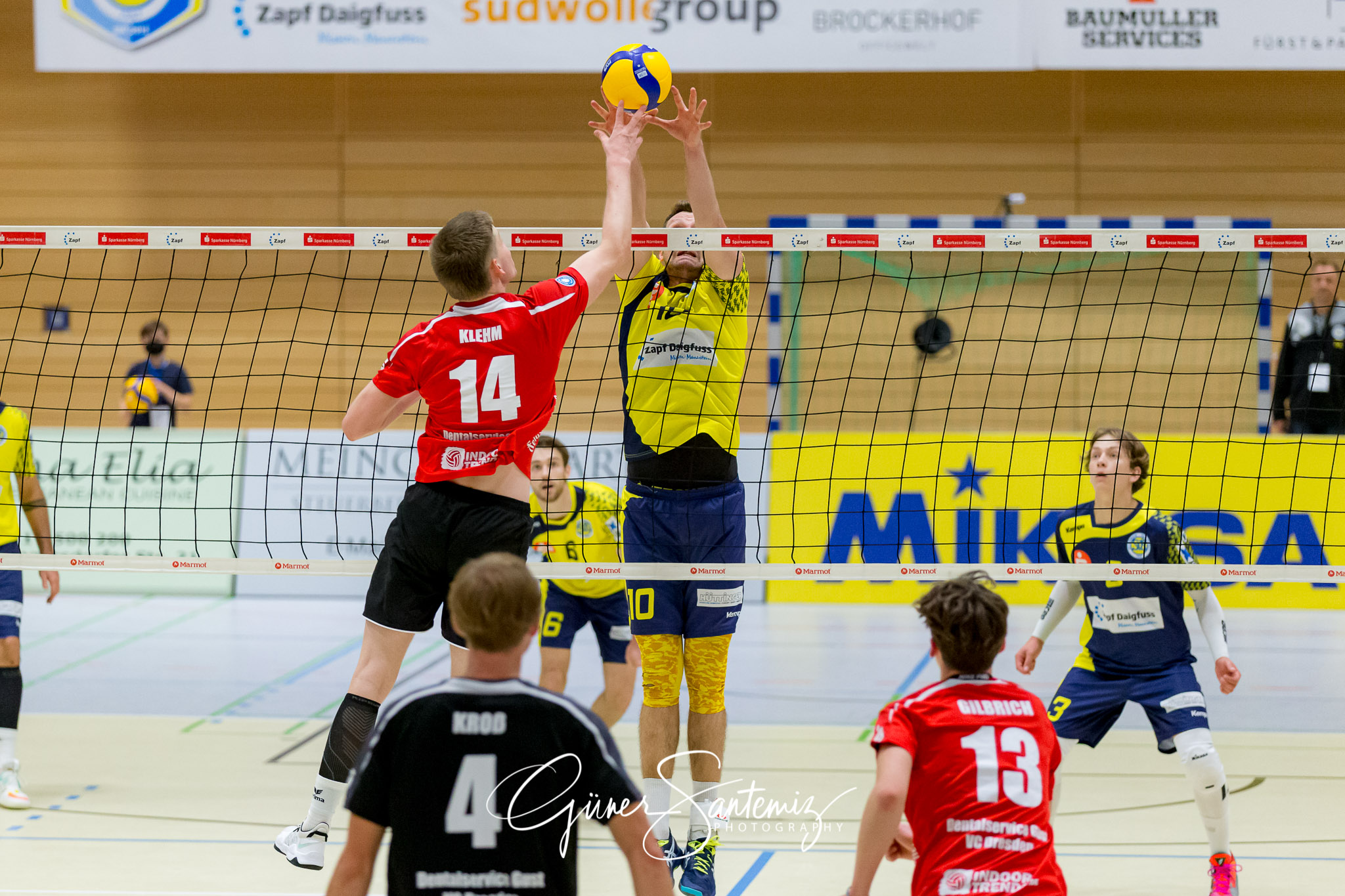 SV Schwaig - Dentalservice Gust VC Dresden