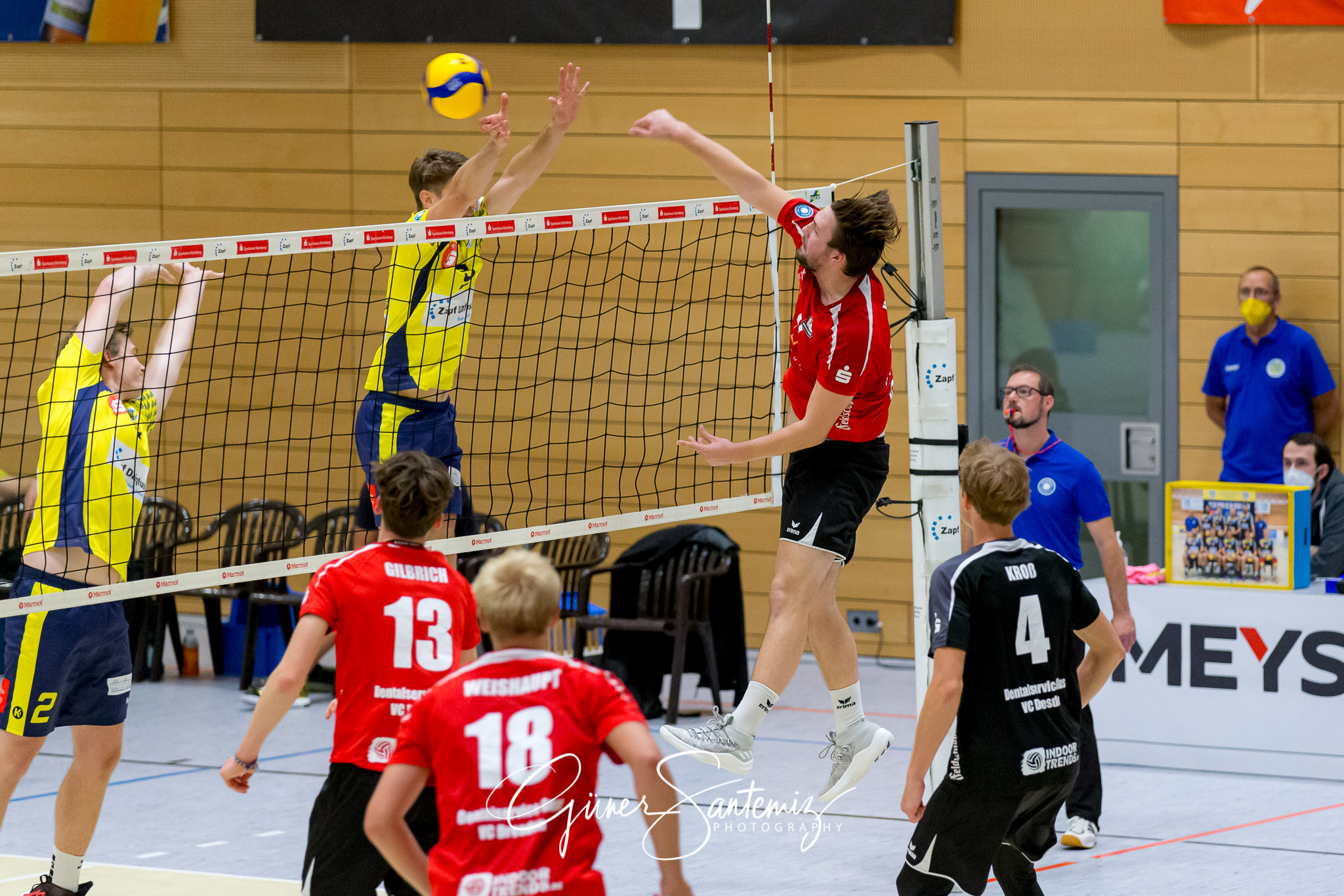 SV Schwaig - Dentalservice Gust VC Dresden