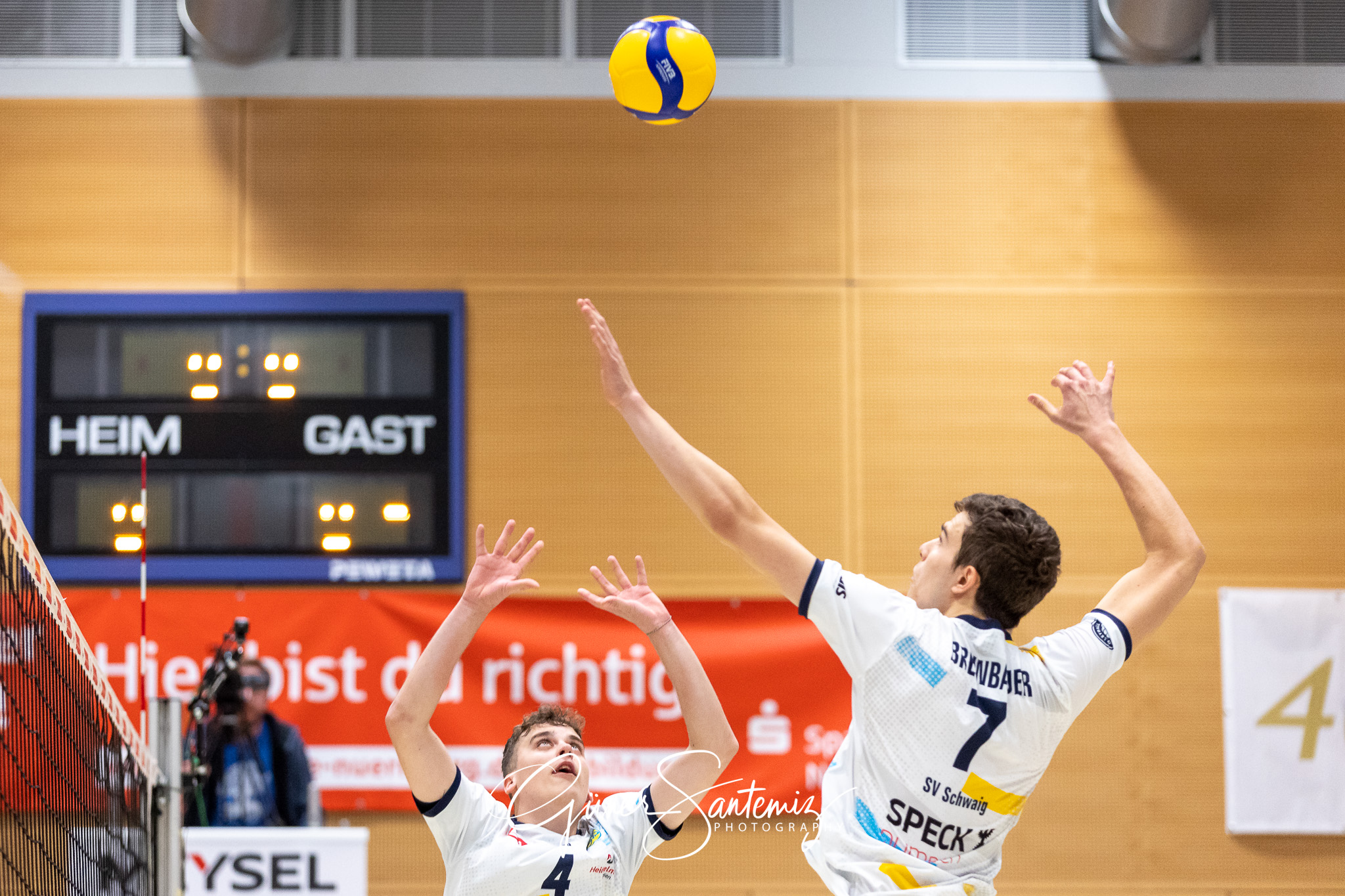SV Schwaig - TSV Haching Muenchen - Volleyball - DVV-Pokal - Ach
