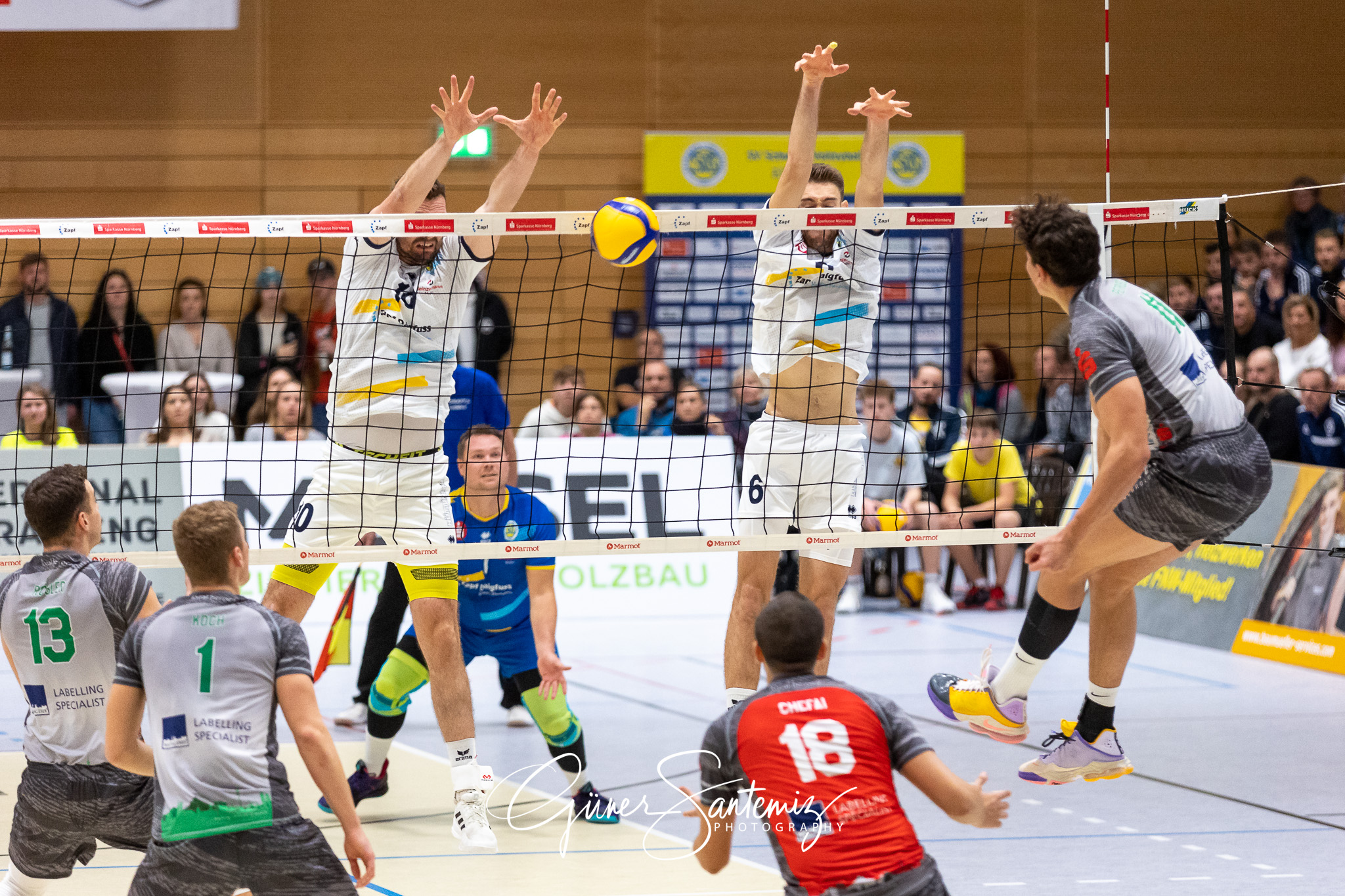 SV Schwaig - TSV Haching Muenchen - Volleyball - DVV-Pokal - Ach