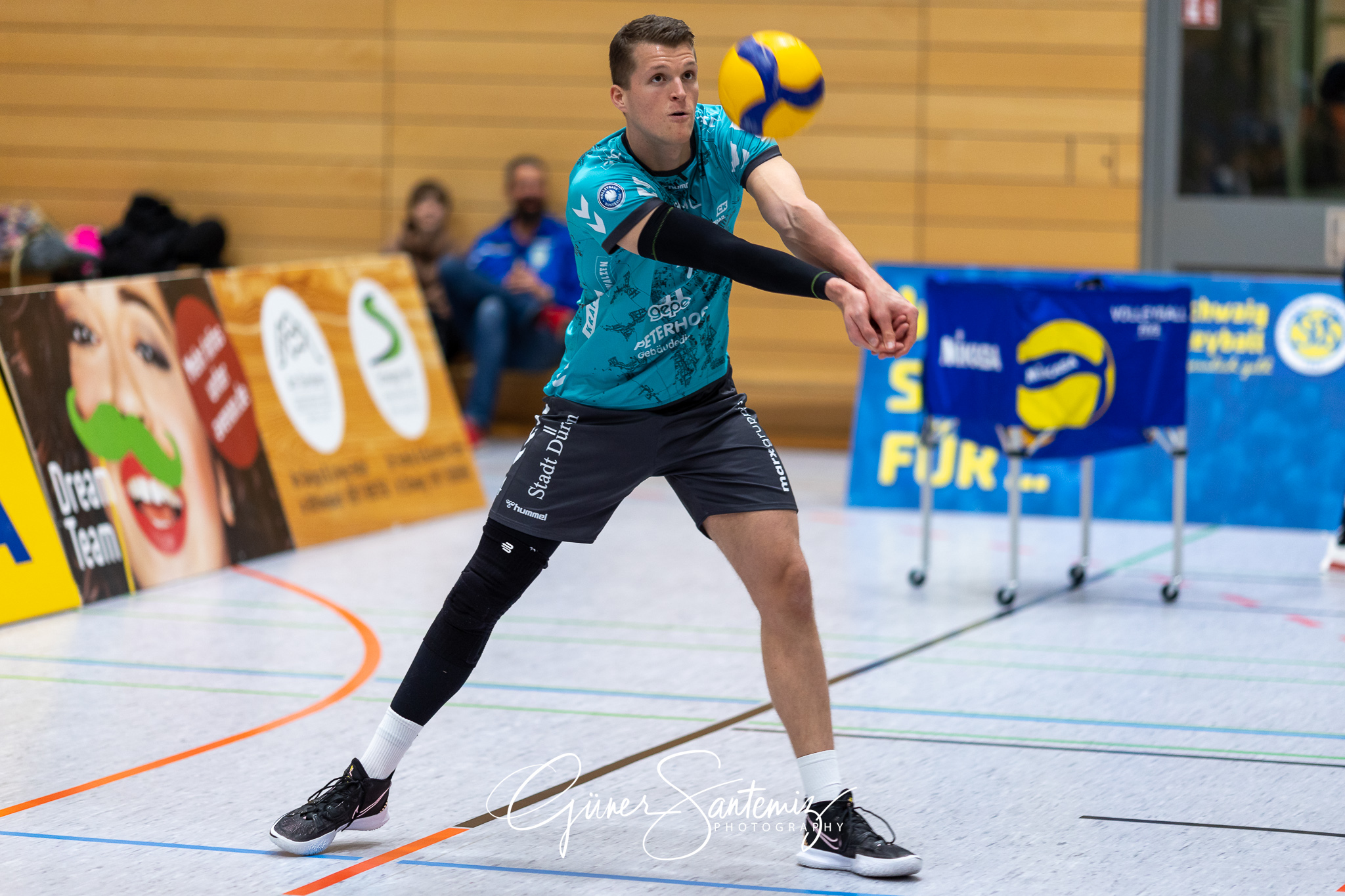 SV Schwaig vs. SWD powervolleys Dueren - Volleyball - DVV-Pokal