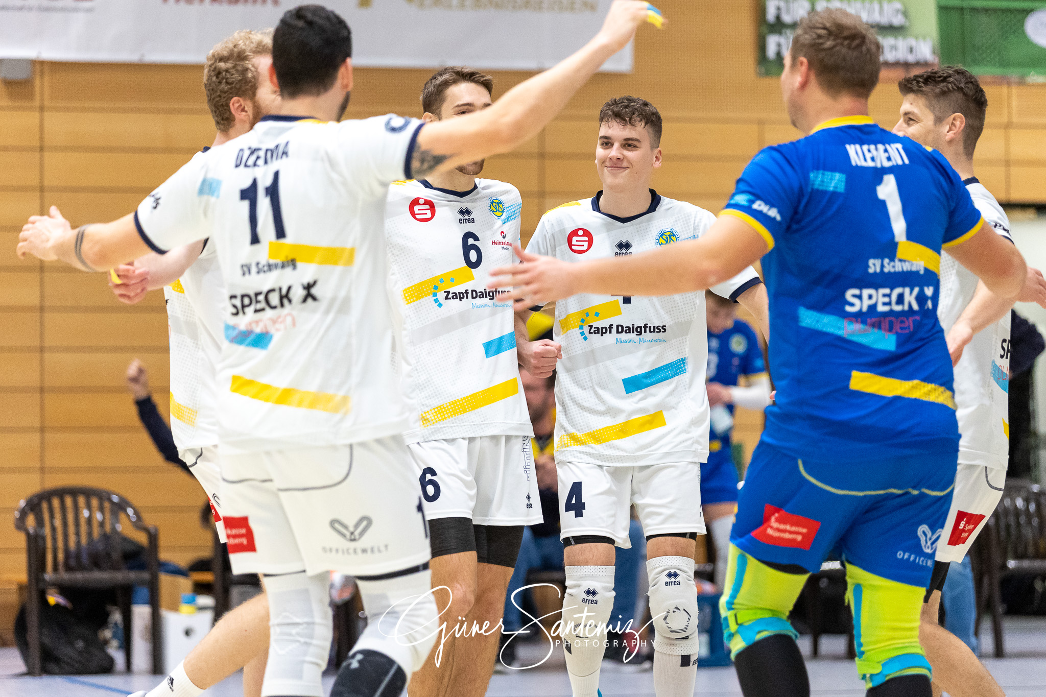 SV Schwaig vs. SWD powervolleys Dueren - Volleyball - DVV-Pokal