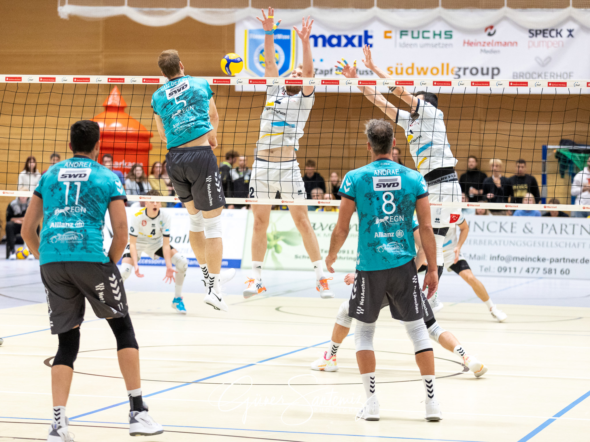 SV Schwaig vs. SWD powervolleys Dueren - Volleyball - DVV-Pokal