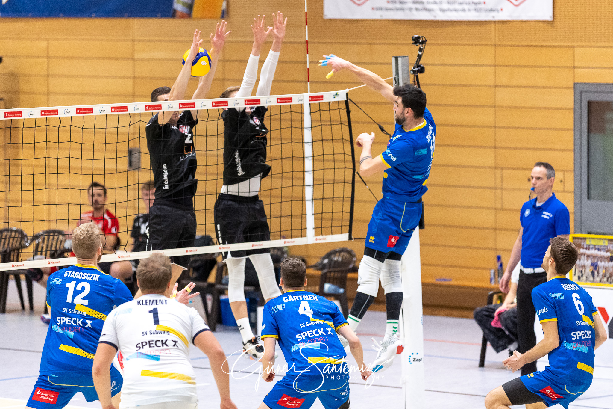 SV Schwaig vs. Dentalservice Gust VC Dresden - Volleyball - 2. B
