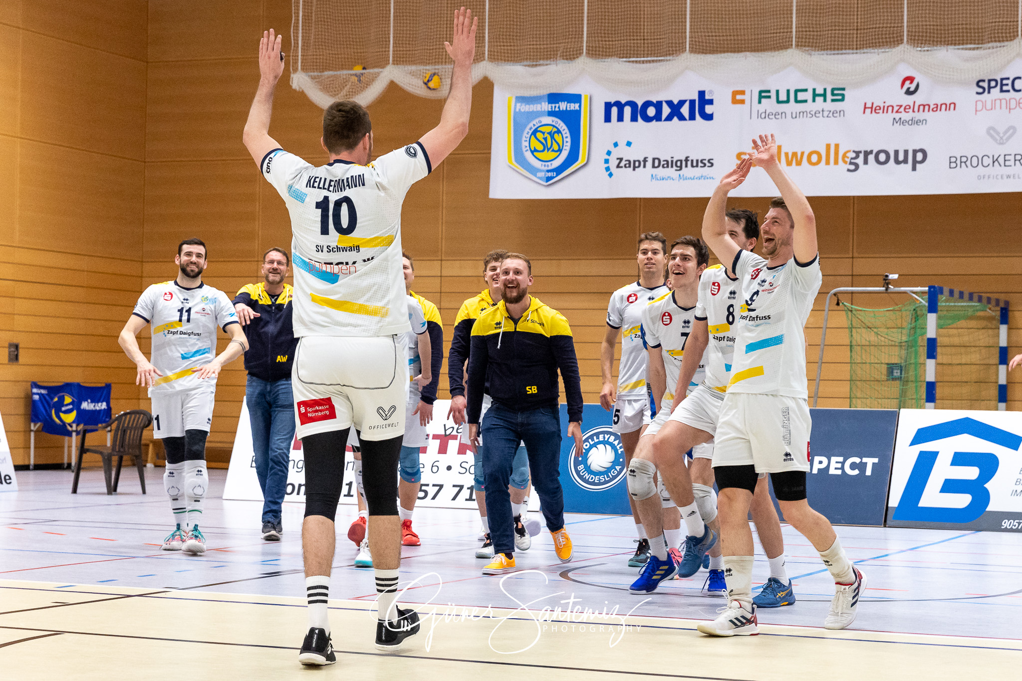 SV Schwaig vs. GSVE Delitzsch - Volleyball - 2. Bundesliga Sued